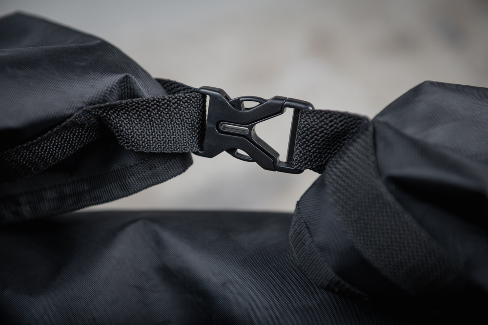 DYED IN THE WOOL Bullitt Cargo Bag 